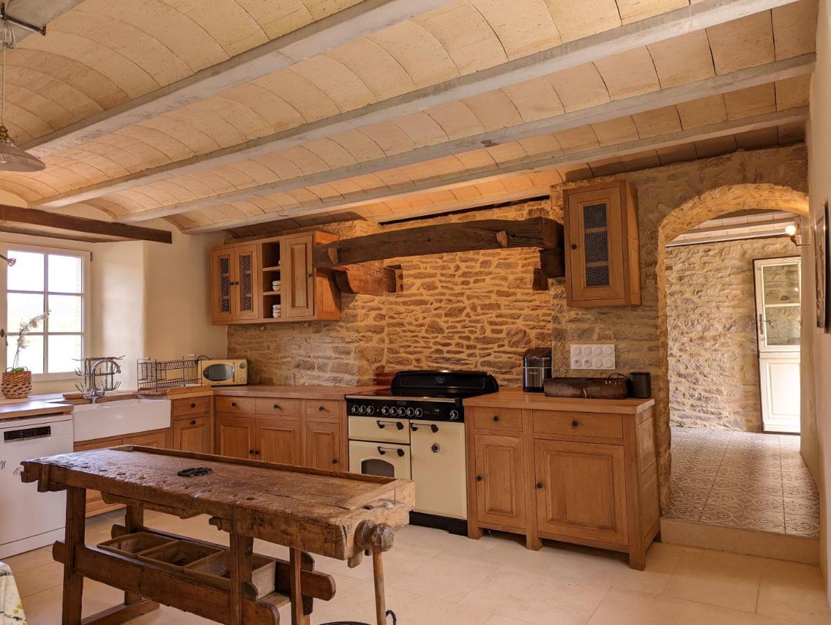 Maison Typique Bretonne Avec Toit De Chaume Camors Экстерьер фото